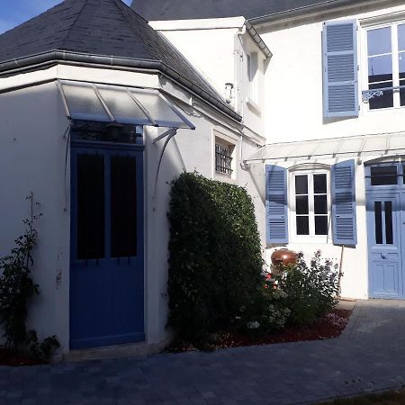 Les Pierres Bleues Hotell Bar-sur-Aube Eksteriør bilde
