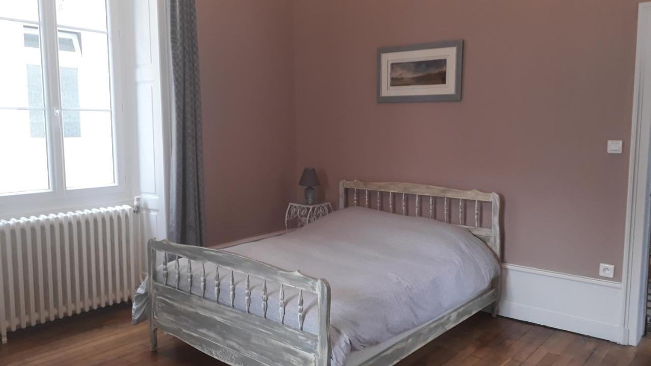 Les Pierres Bleues Hotell Bar-sur-Aube Eksteriør bilde